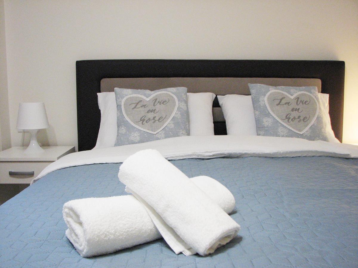 Bohemian Dawn Apartment Beograd Ngoại thất bức ảnh